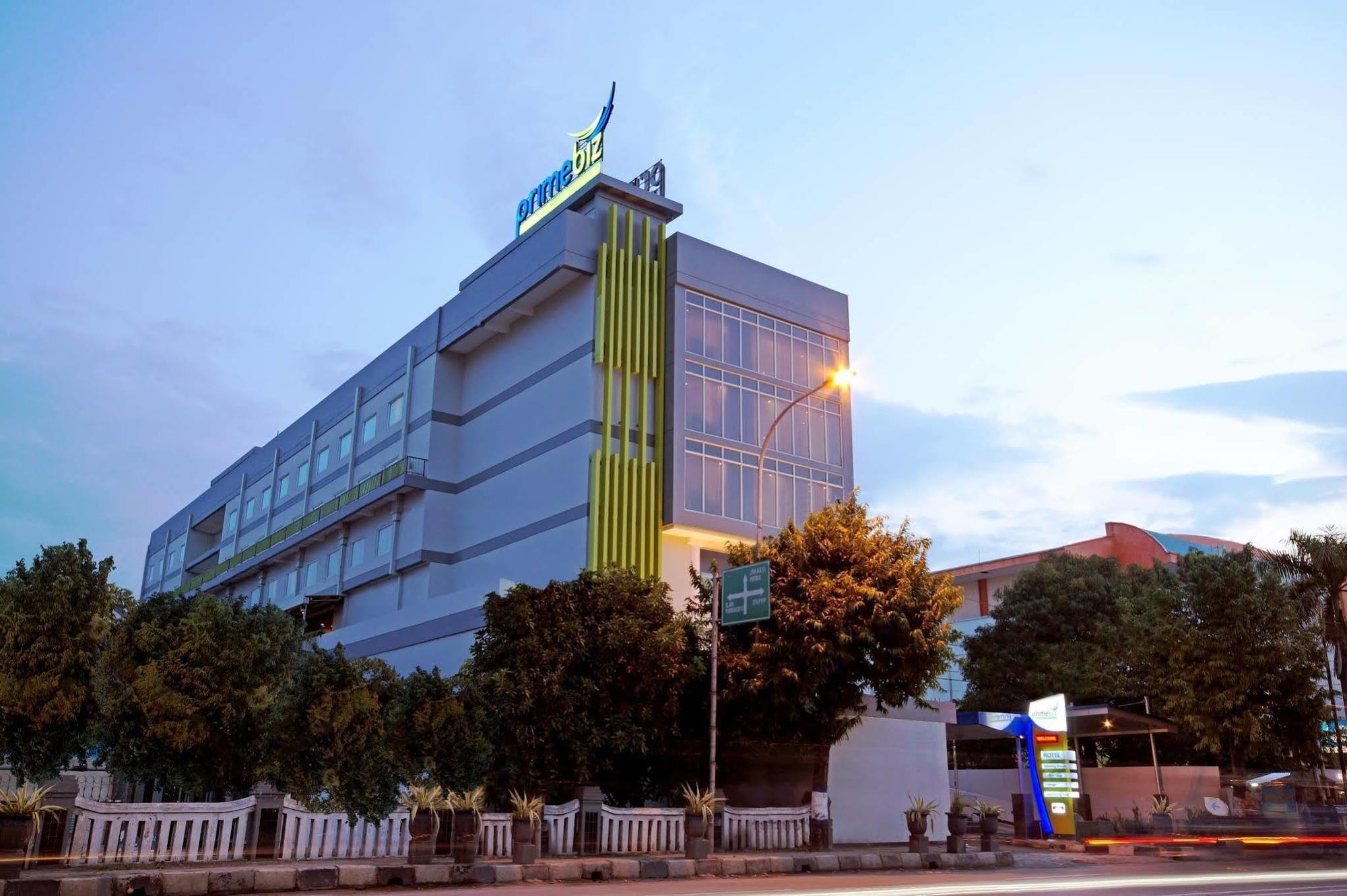 מלון Primebiz Tegal מראה חיצוני תמונה